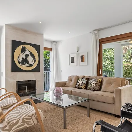 Outstanding, Luxury 4-bedroom In * Marbella