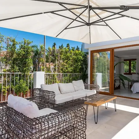 Outstanding, Luxury 4-bedroom In