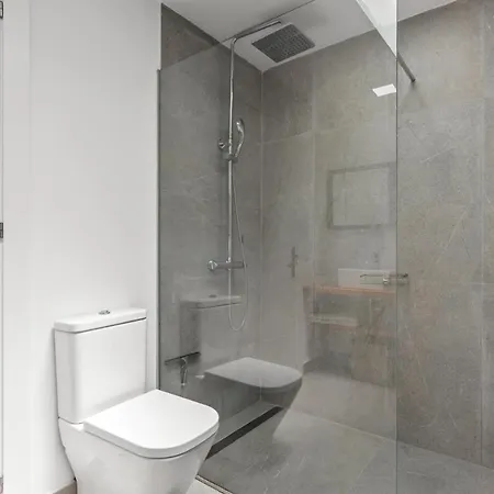 Outstanding, Luxury 4-bedroom In Marbella